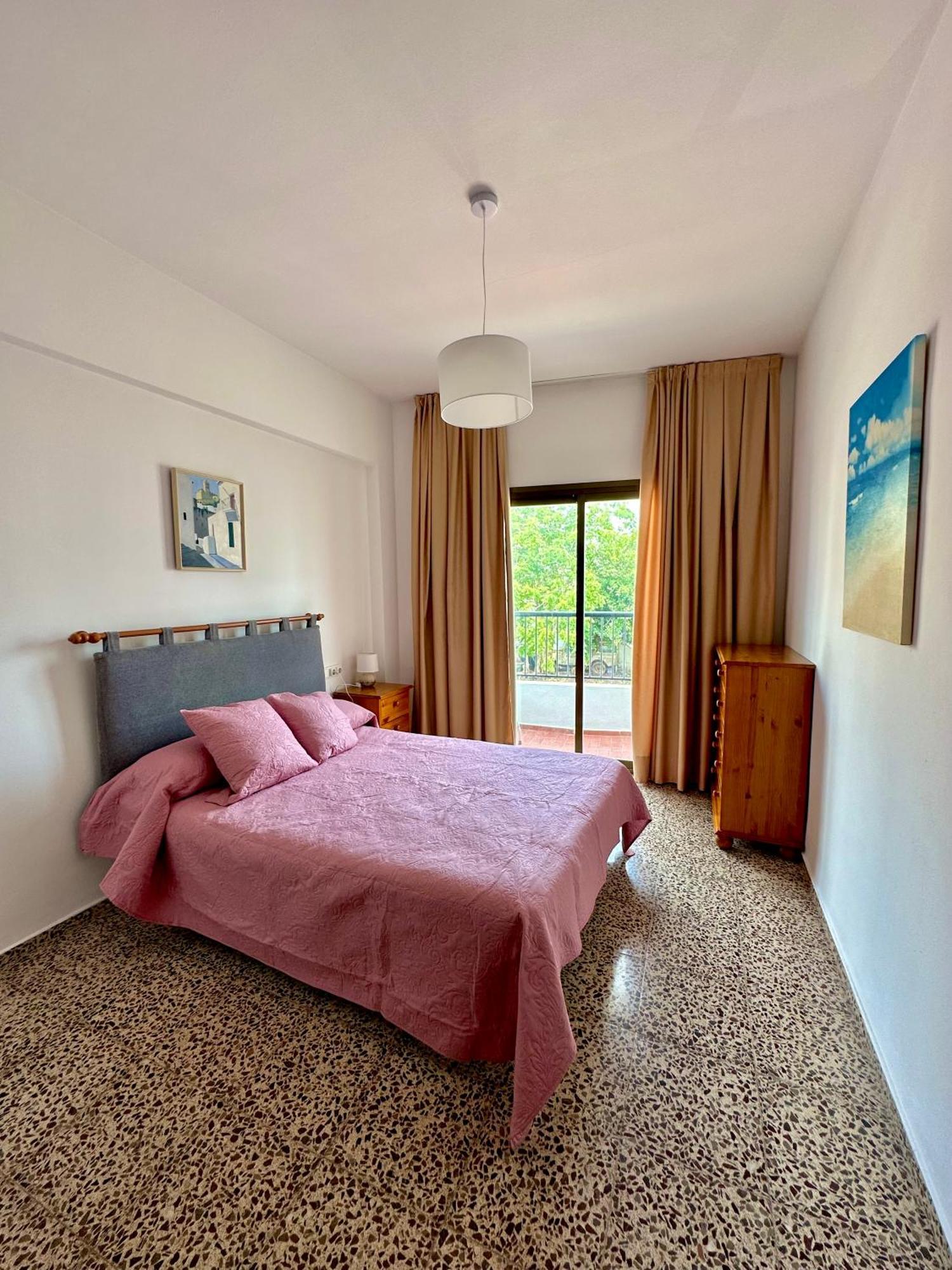 Hostal Y Apartamentos Santa Eulalia Santa Eularia des Riu Ngoại thất bức ảnh